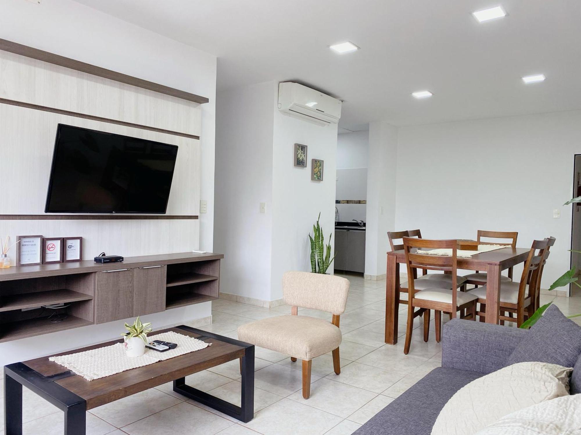 Aires De Cataratas Apartment Puerto Iguazu Bagian luar foto